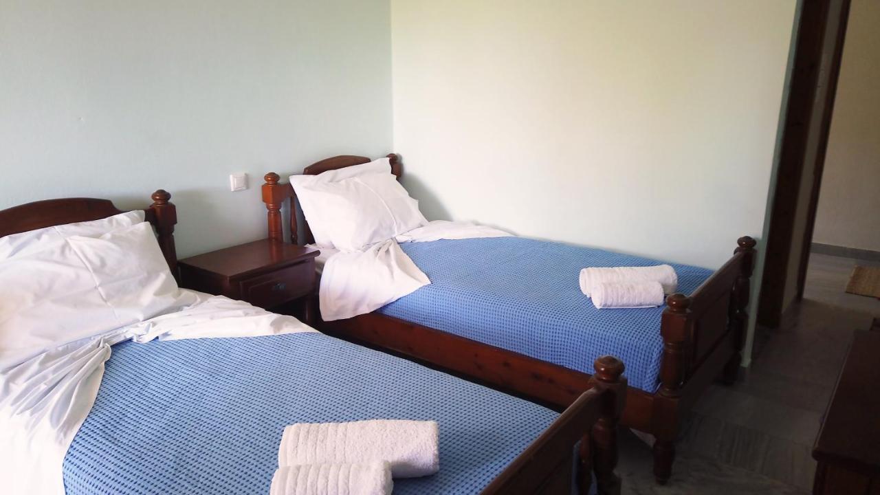 Fistiki Rooms Agia Marina  Exterior foto